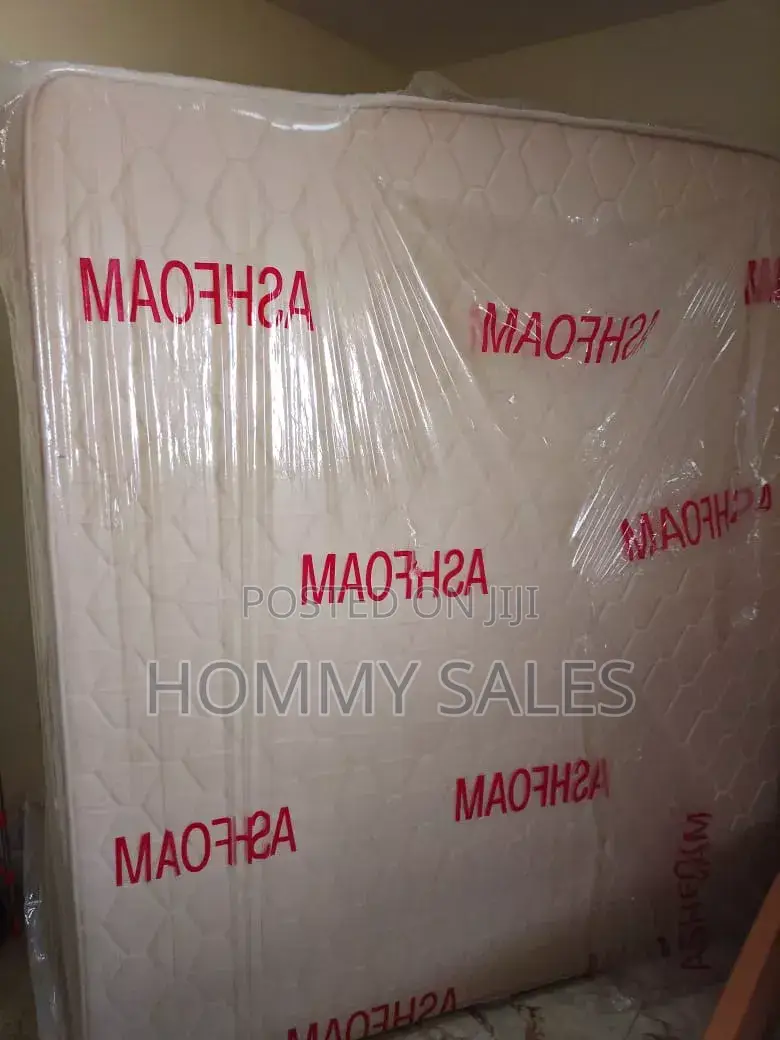 Quick Sale 10 Inches Queen Size Mattress.