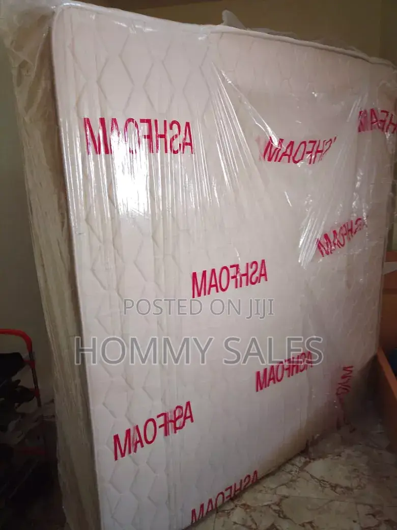 Quick Sale 10 Inches Queen Size Mattress.