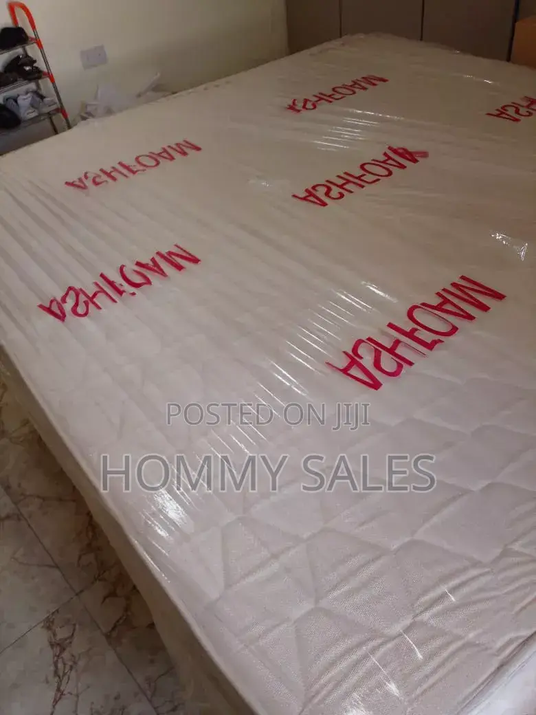 Quick Sale 10 Inches Queen Size Mattress.