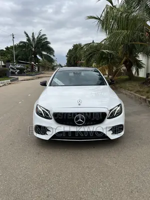 Mercedes-Benz E300 2017 White