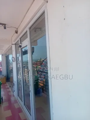 Executive Shop for Rent