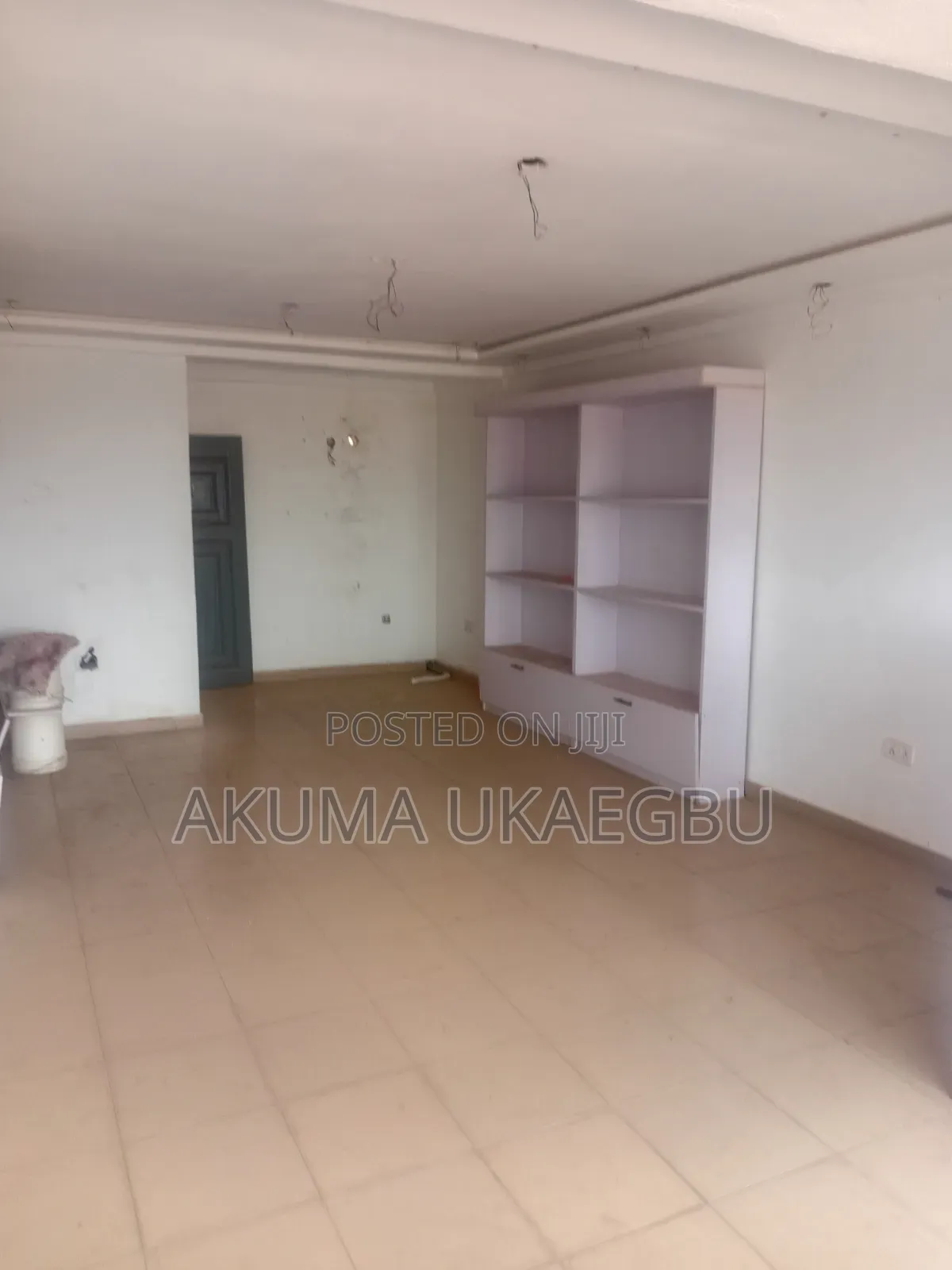 Executive Shop for Rent