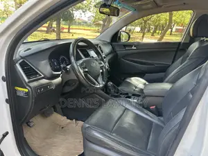 Hyundai Tucson 2017 White