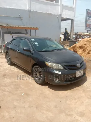 Toyota Corolla S 5-Speed 2013 Black