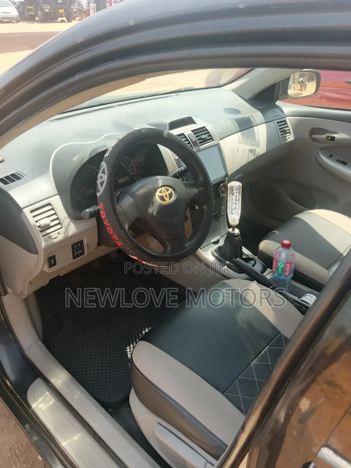 Toyota Corolla S 5-Speed 2013 Black