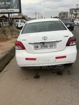 Toyota Yaris 2008 White