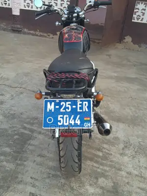 Suzuki 2020 Black