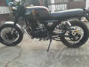 Suzuki 2020 Black