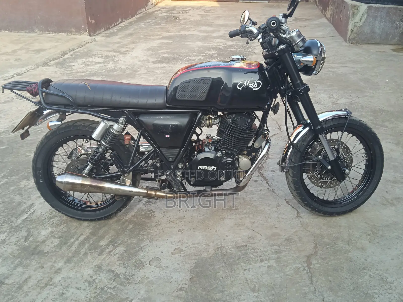 Suzuki 2020 Black