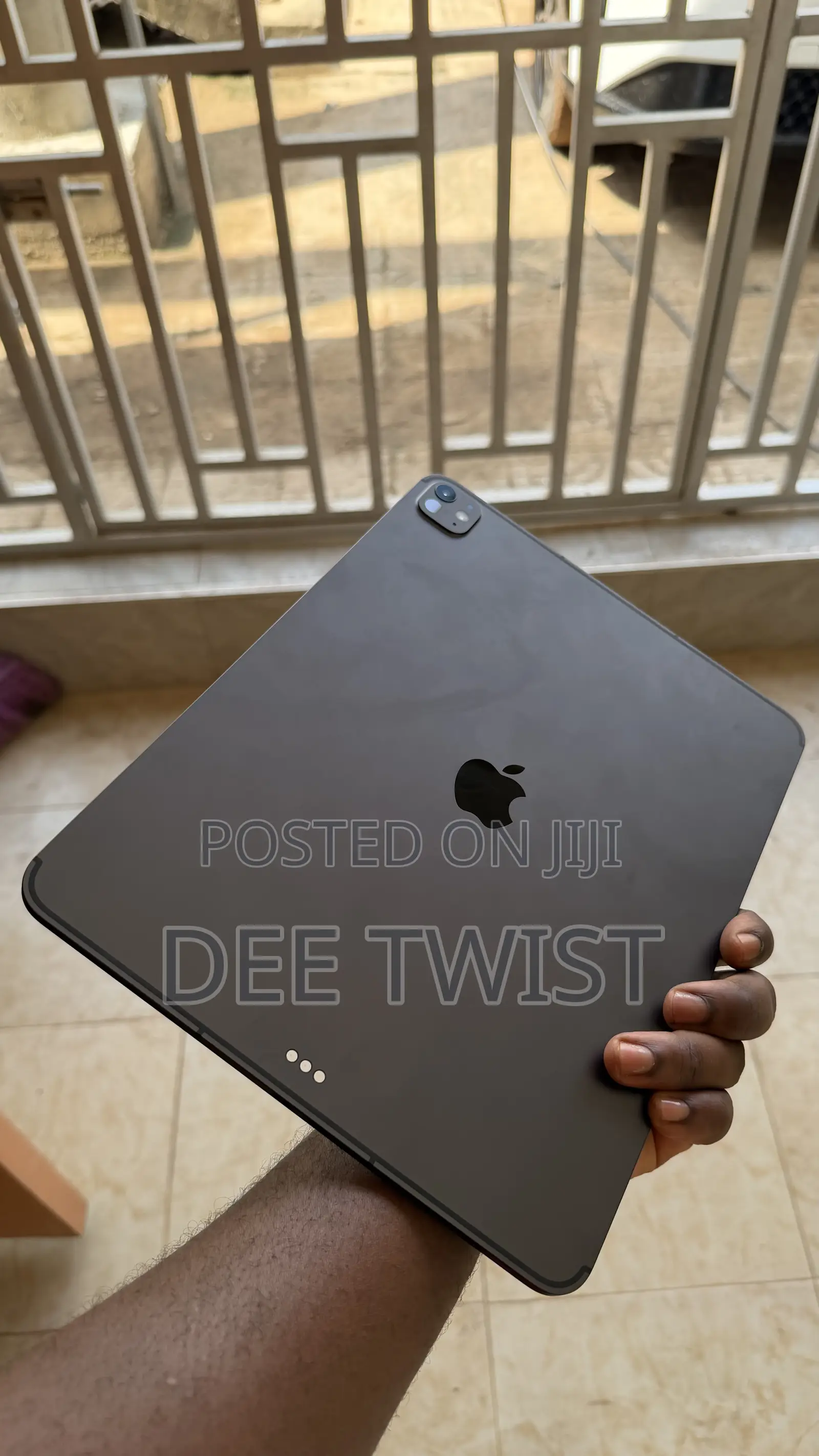 Apple iPad Pro 13 (2025) 256 GB Black
