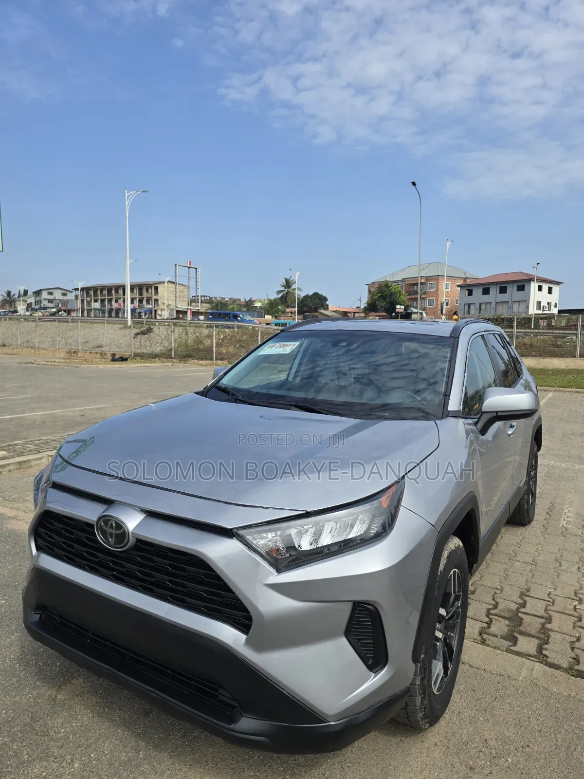 Toyota RAV4 XLE AWD 2020 Silver