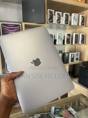 Laptop Apple MacBook Pro 2017 8GB Intel Core i5 SSD 128GB