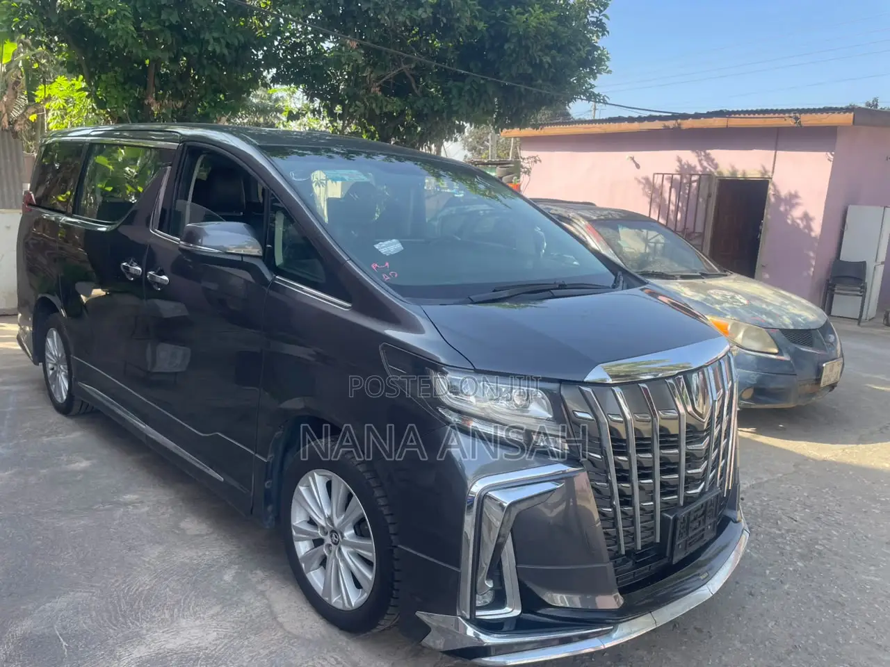 Toyota Alphard 2.4 Petrol FWD 2015 Gray