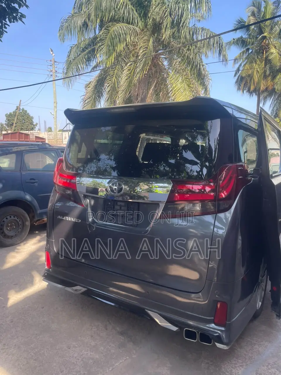 Toyota Alphard 2.4 Petrol FWD 2015 Gray