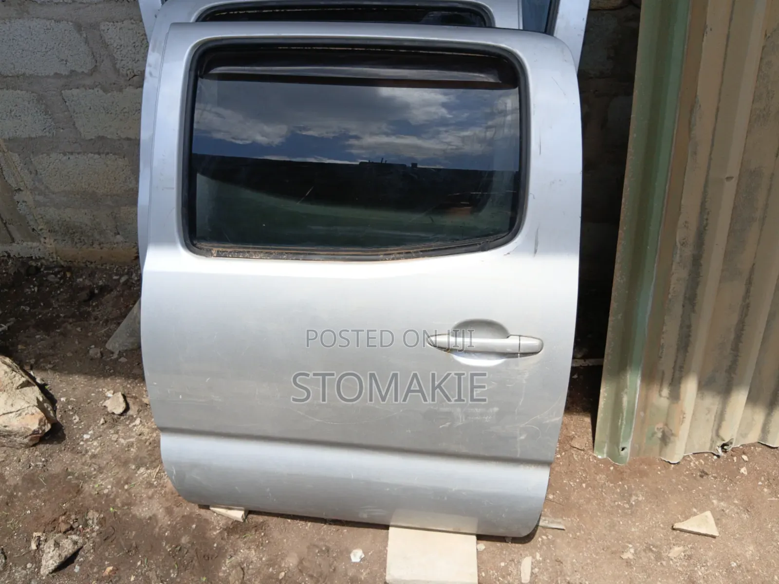 Toyota Tacoma 05 to 15 Driver Side Back Door