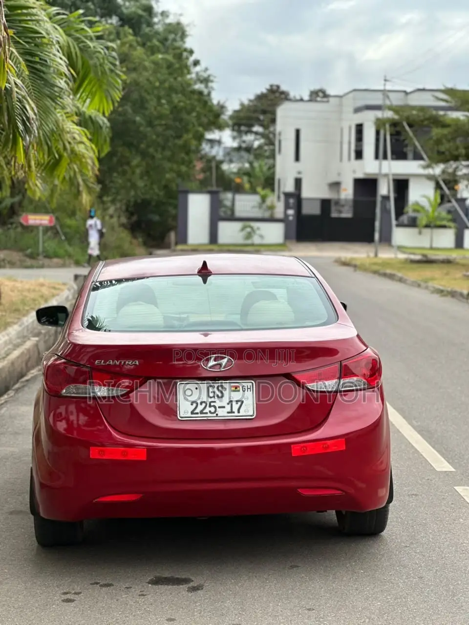 Hyundai Elantra 2013 Red