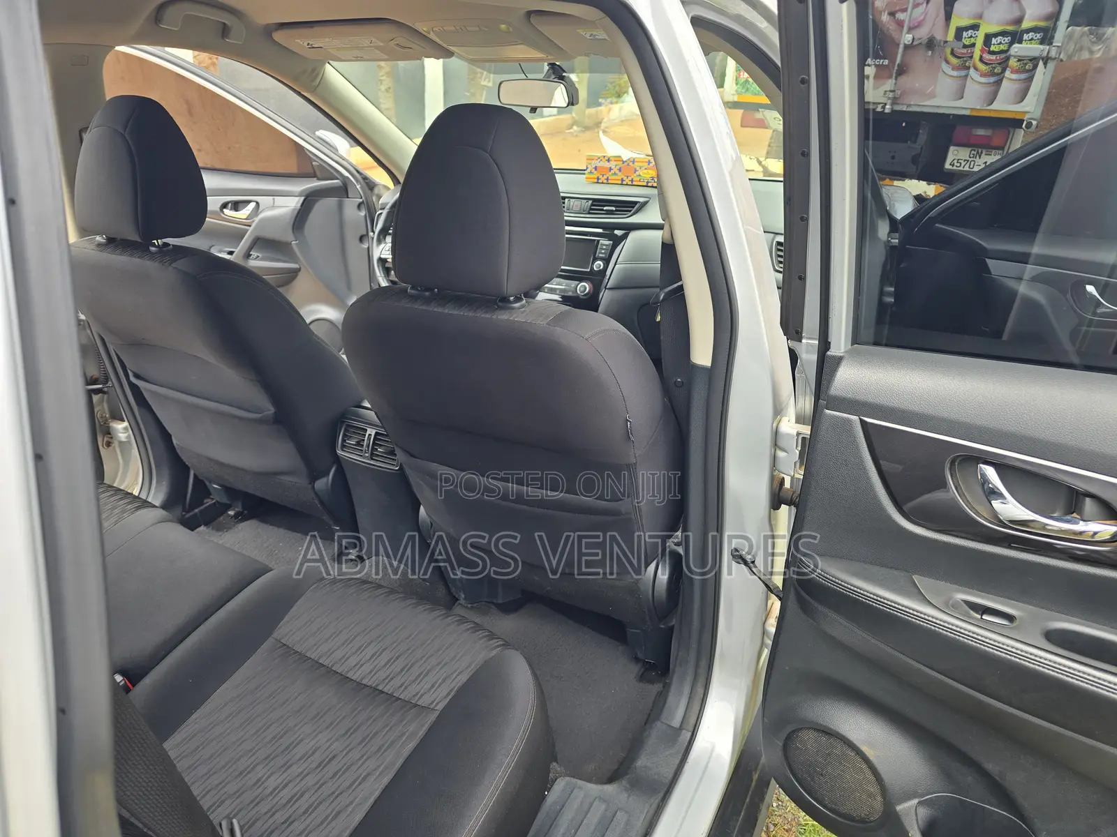 Nissan Rogue S AWD 2018 Silver