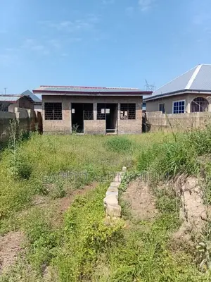 1bdrm House in Olebu for Sale