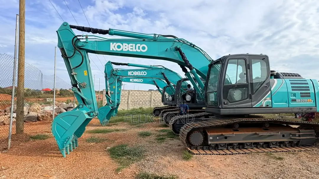 Kobelco Excavator 220