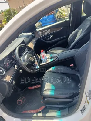 Mercedes-Benz E300 4Matic AWD Sedan (2.0L 4cyl 9A) 2017 Black