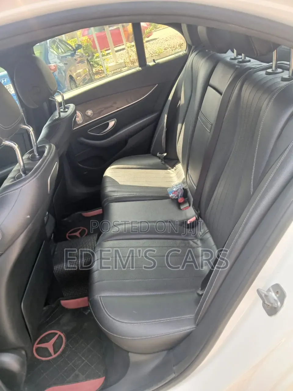 Mercedes-Benz E300 4Matic AWD Sedan (2.0L 4cyl 9A) 2017 Black