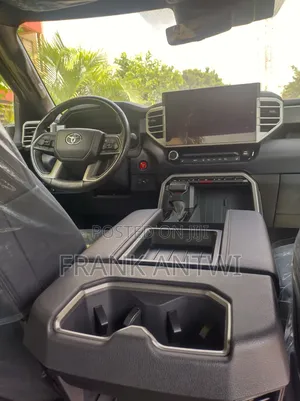 Toyota Tundra SR5 CrewMax 4WD SB w/6.5' Bed 2025 Gray
