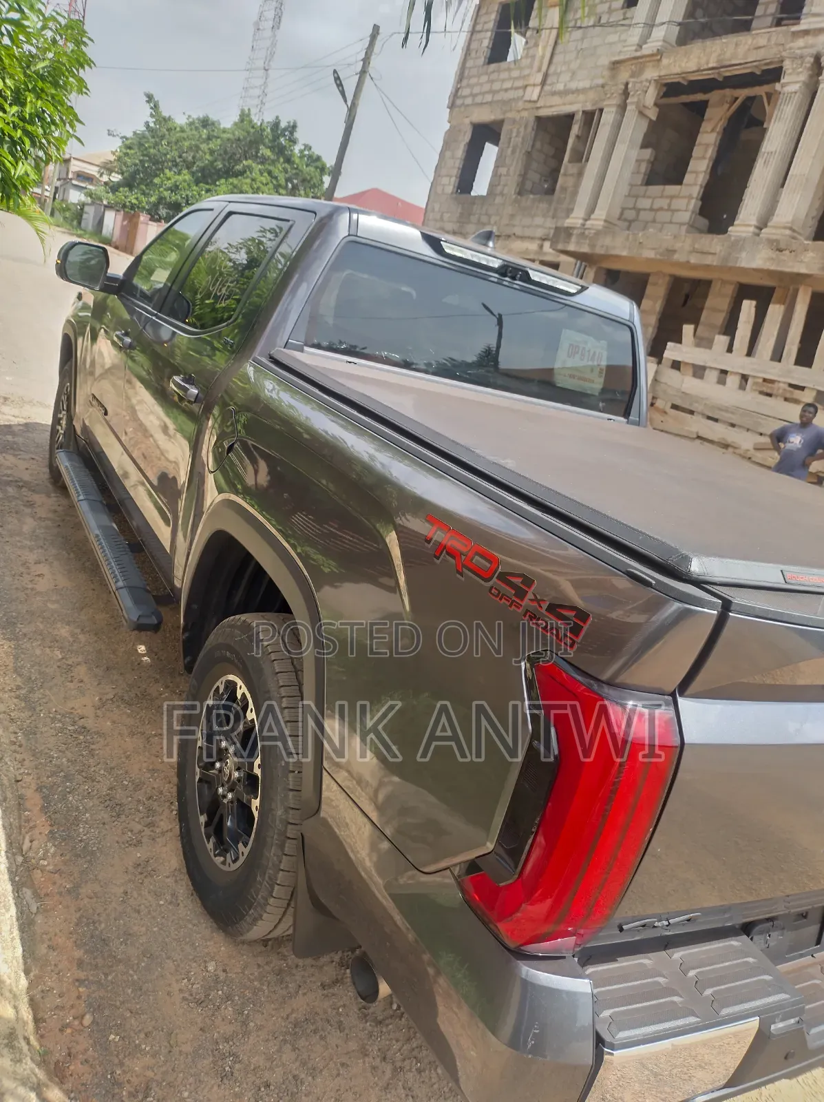 Toyota Tundra SR5 CrewMax 4WD SB w/6.5' Bed 2025 Gray