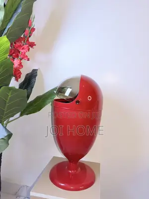 Mini Trash Bin