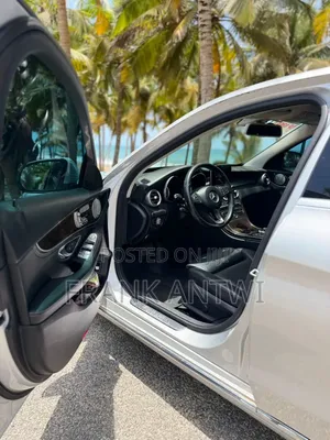 Mercedes-Benz C300 Luxury 4Matic Sedan AWD (2.0L 4cyl 7A) 2016 Silver