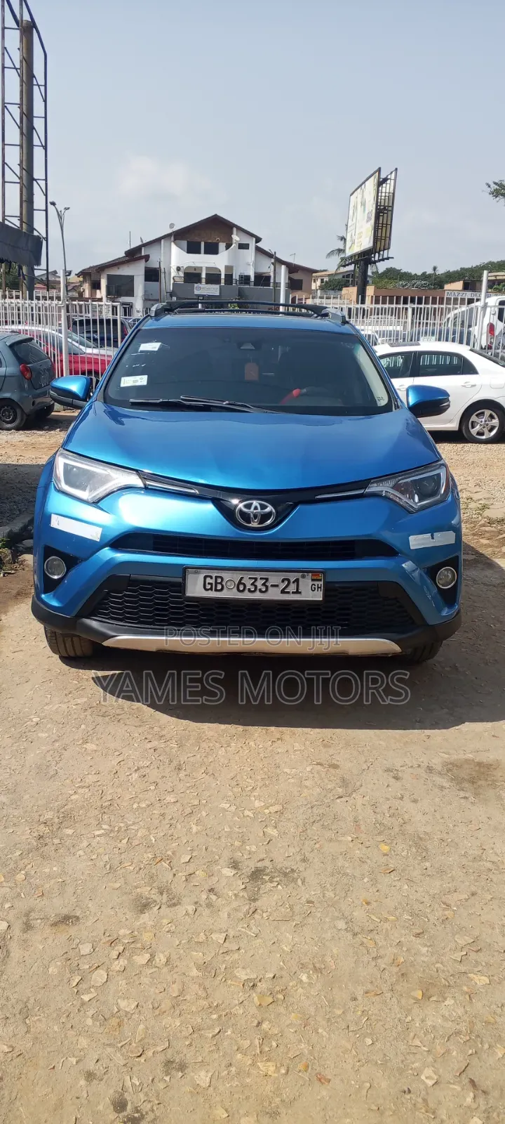 Toyota RAV4 XLE AWD (2.5L 4cyl 6A) 2017 Blue