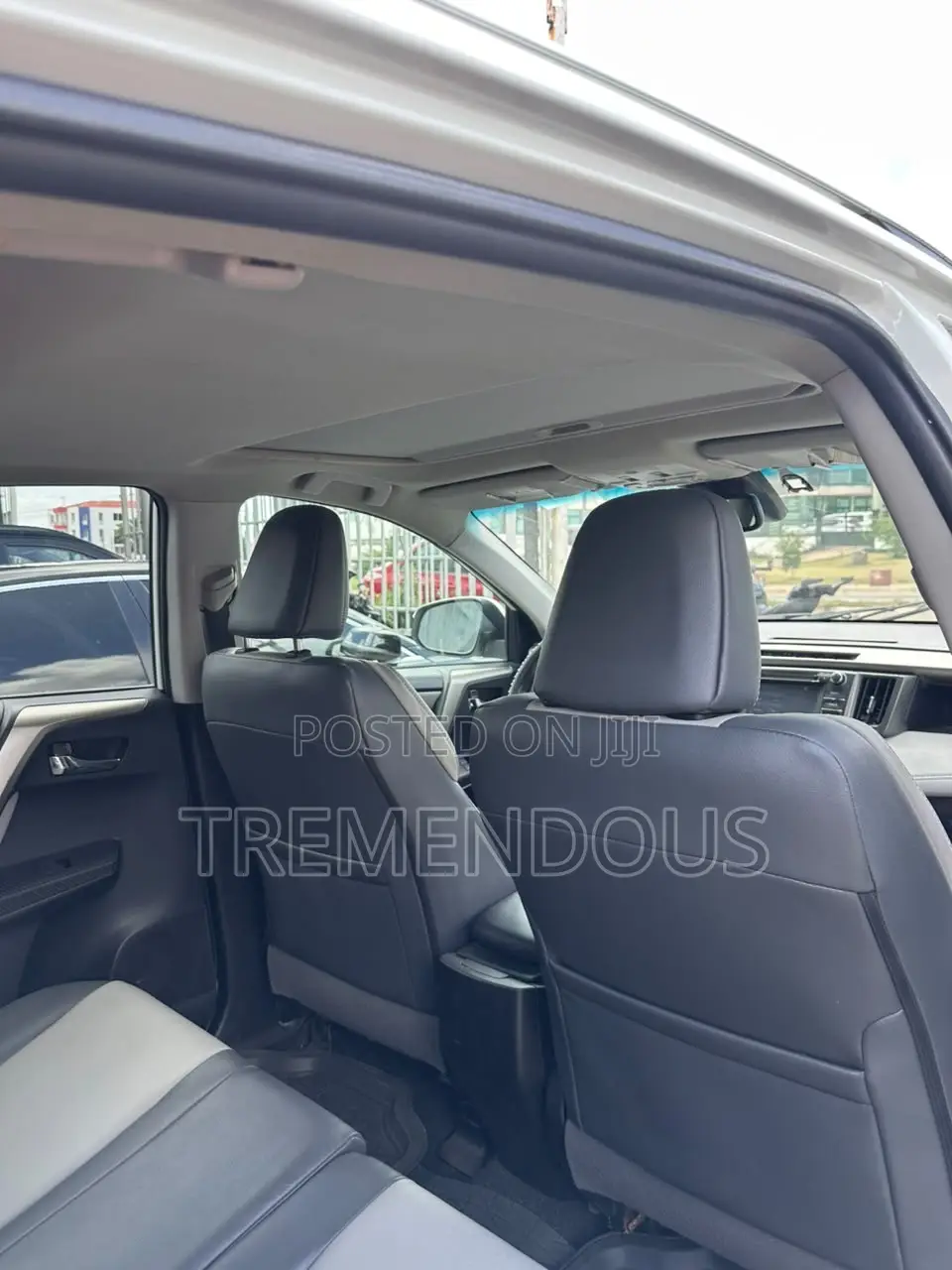 Toyota RAV4 Limited 4dr SUV AWD (2.5L 4cyl 6A) 2015 White