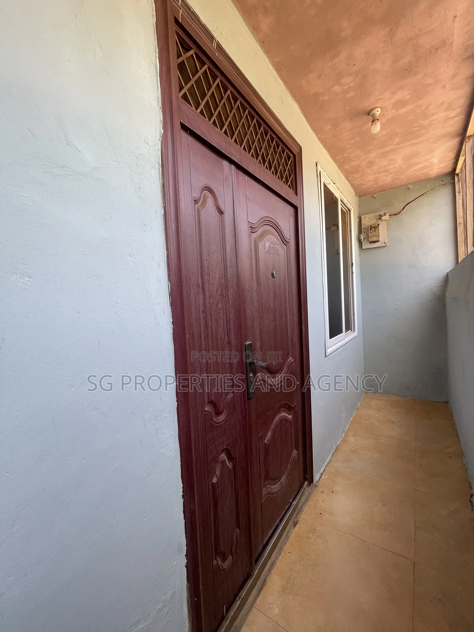 1bdrm Apartment in Batsonaa, Baatsona Total for rent
