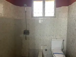 1bdrm Apartment in Batsonaa, Baatsona Total for rent