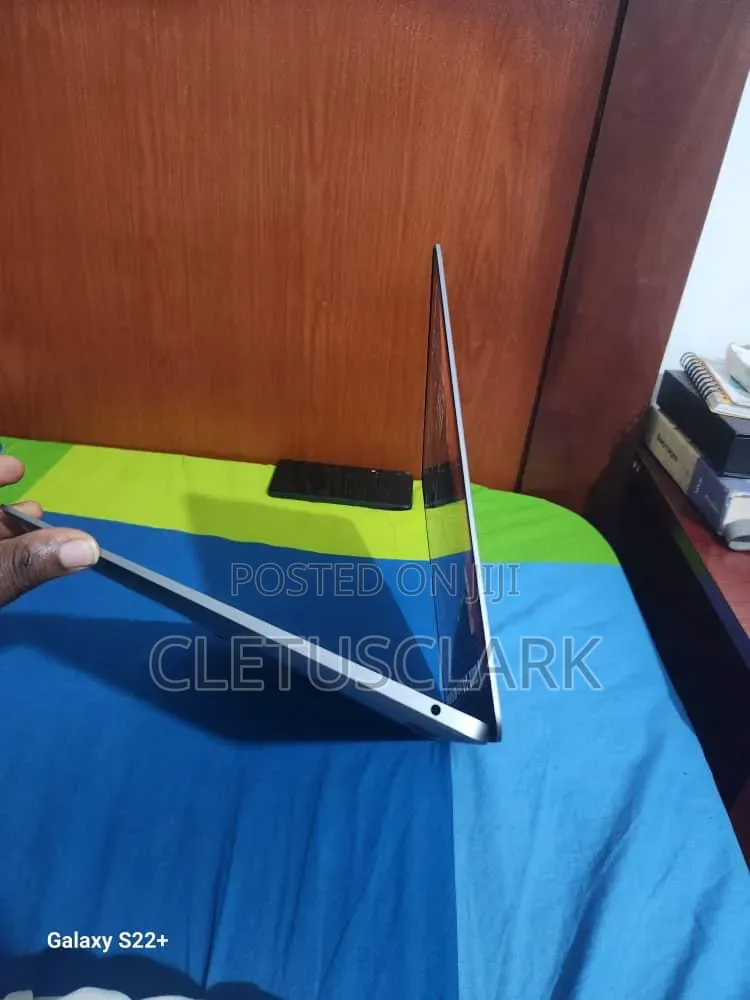 Laptop Apple MacBook Air 2020 8GB Apple M1 SSD 256GB