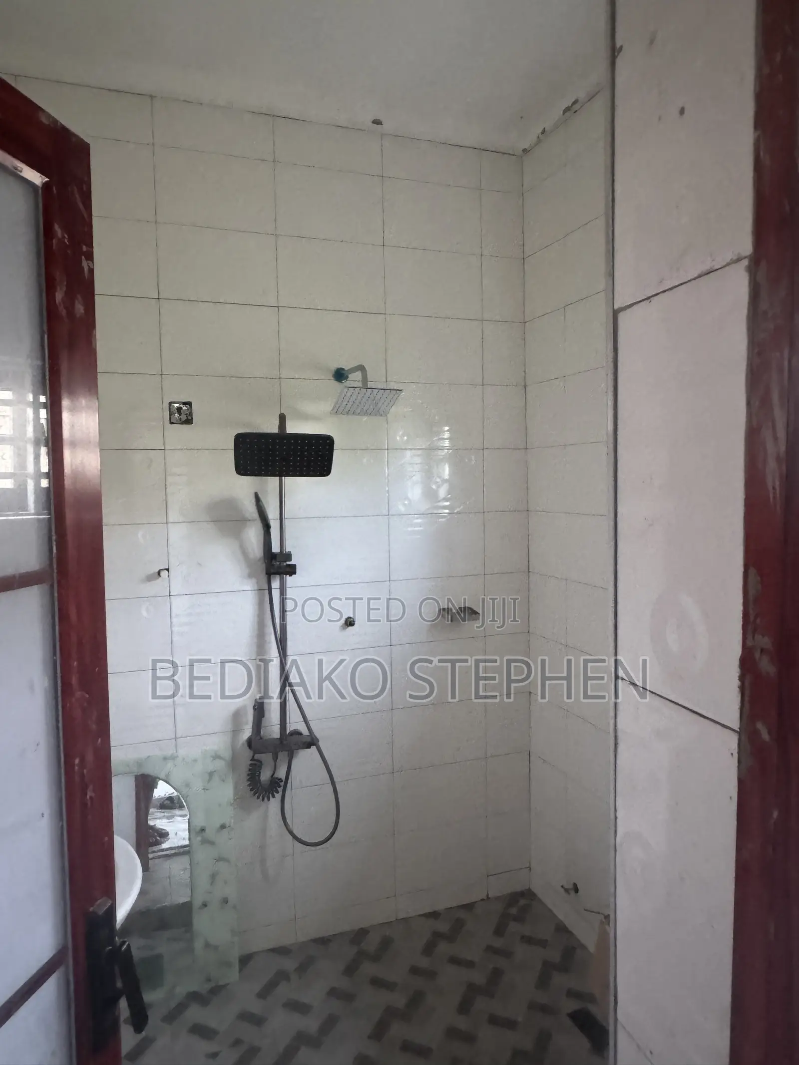 Furnished 4bdrm Block of Flats in Owner, Techiman Municipal for sale