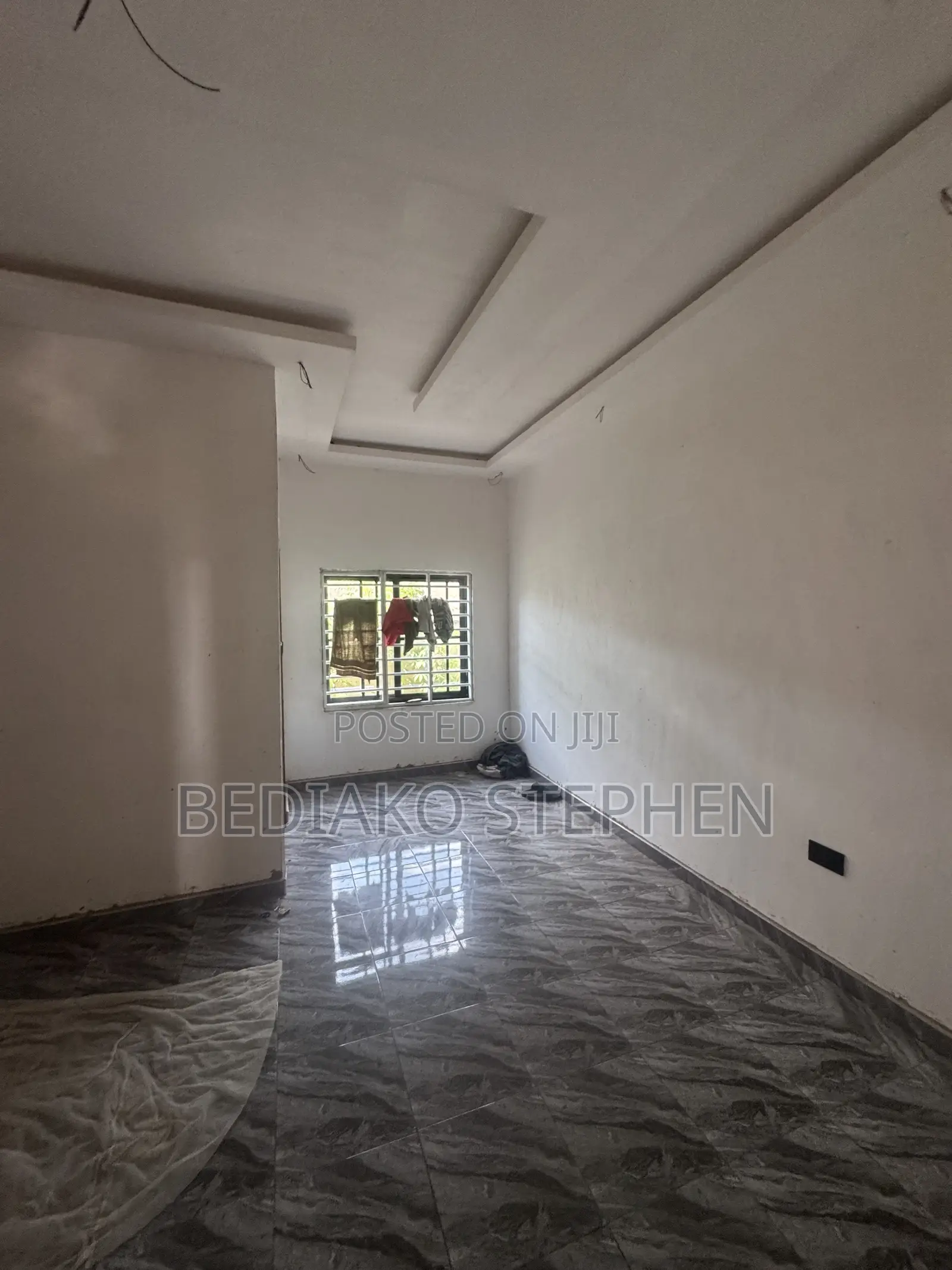 Furnished 4bdrm Block of Flats in Owner, Techiman Municipal for sale