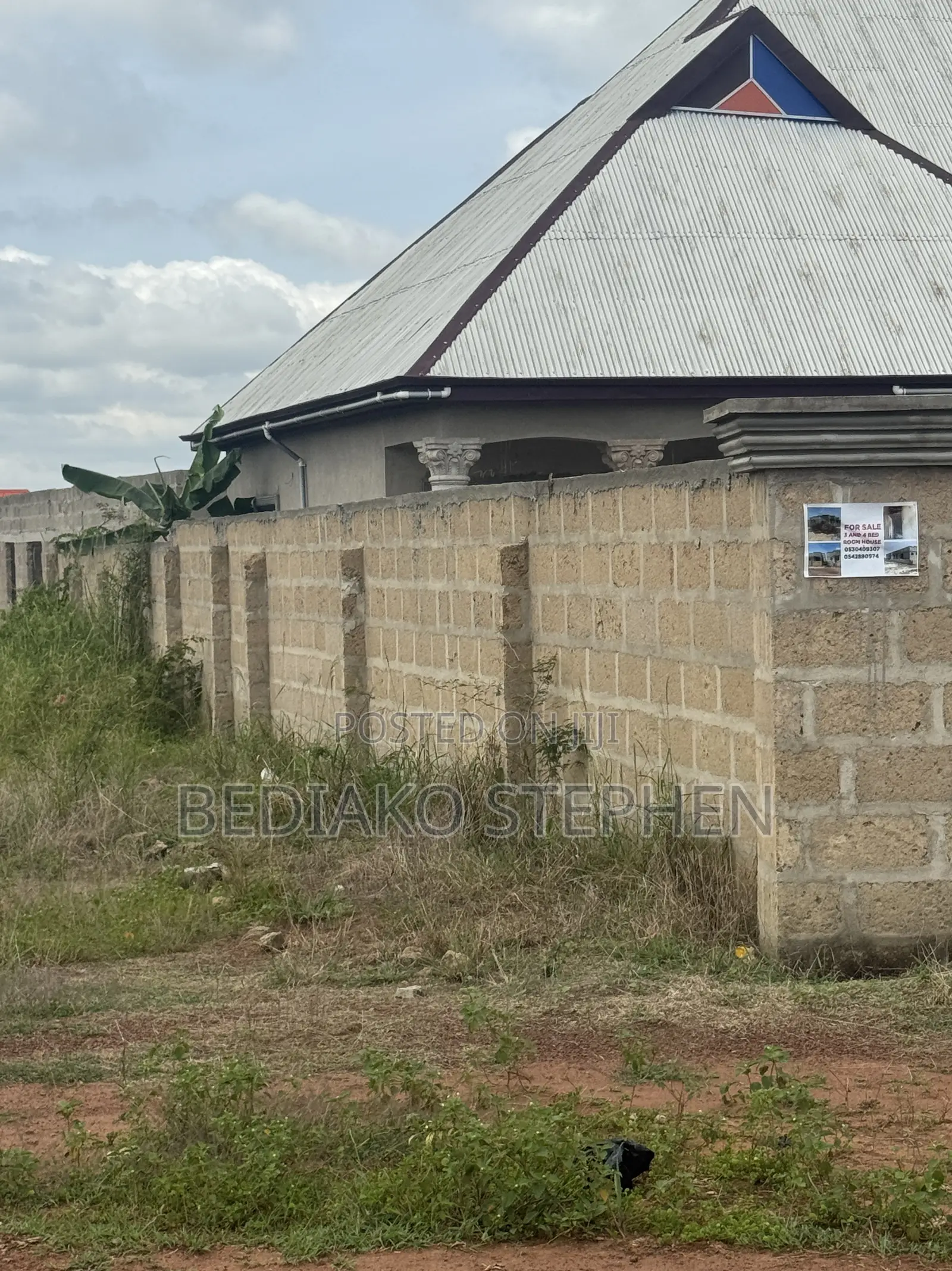 Furnished 4bdrm Block of Flats in Owner, Techiman Municipal for sale
