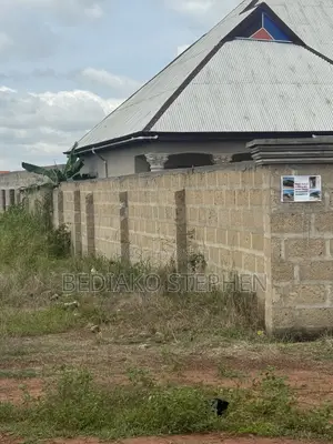 Furnished 4bdrm Block of Flats in Owner, Techiman Municipal for sale