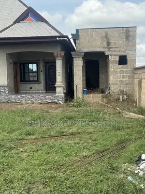 Furnished 4bdrm Block of Flats in Owner, Techiman Municipal for sale