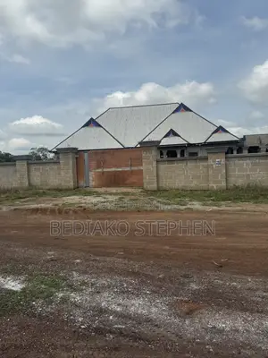 Furnished 4bdrm Block of Flats in Owner, Techiman Municipal for sale
