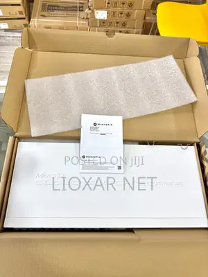MikroTik CRS326-24S+2Q+RM Switch – 24x SFP, 2x QSFP+ Fiber Rackmount