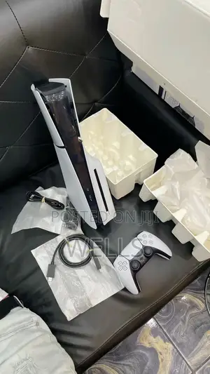 PS5 Slim Disc Edition