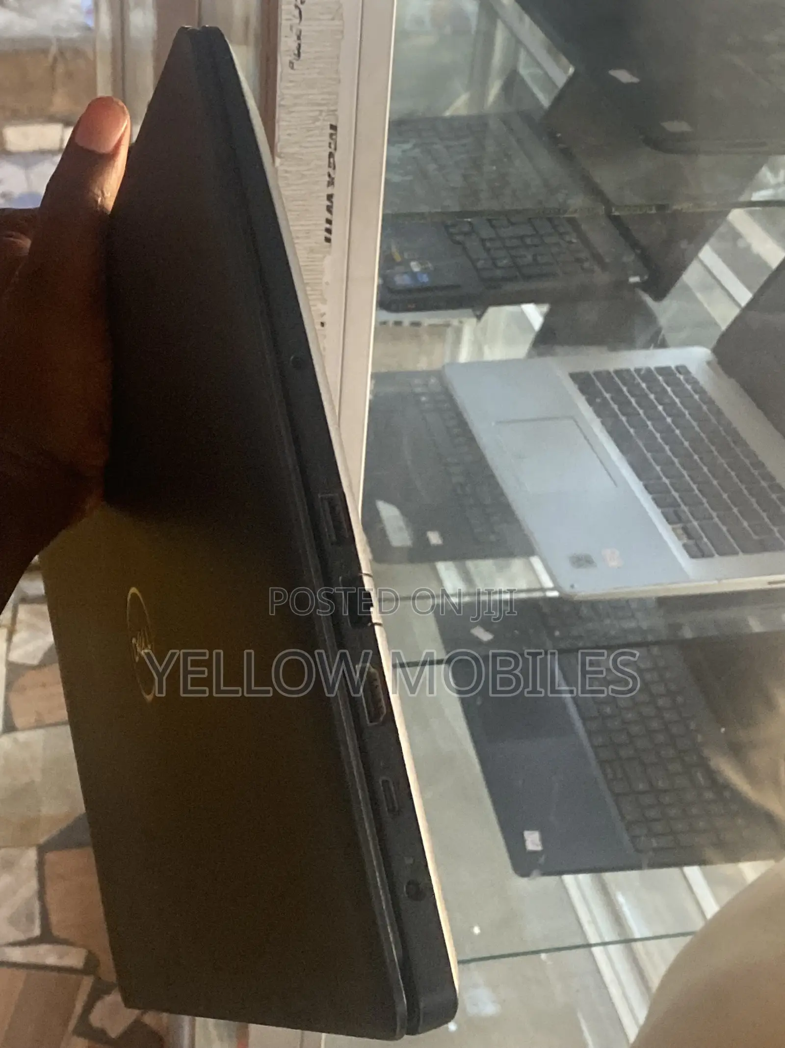 Laptop Dell Latitude 3590 8GB Intel Core i3 SSD 256GB