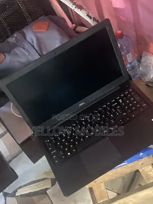 Laptop Dell Latitude 3590 8GB Intel Core i3 SSD 256GB