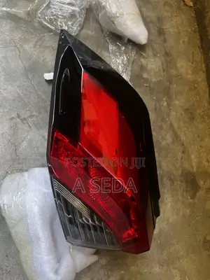 Toyota RAV4 2019 2020 2021 2022 2023 2024 2025 Taillight Pair