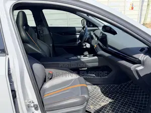 Changan UNI-V 1.5 Petrol FWD 2024 Gray