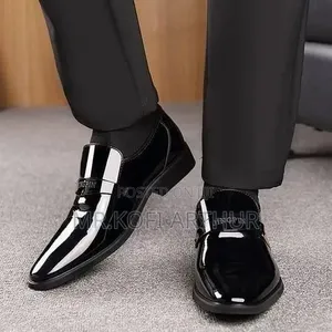 Men's Black Business Leather Slip-on Formal Shoes