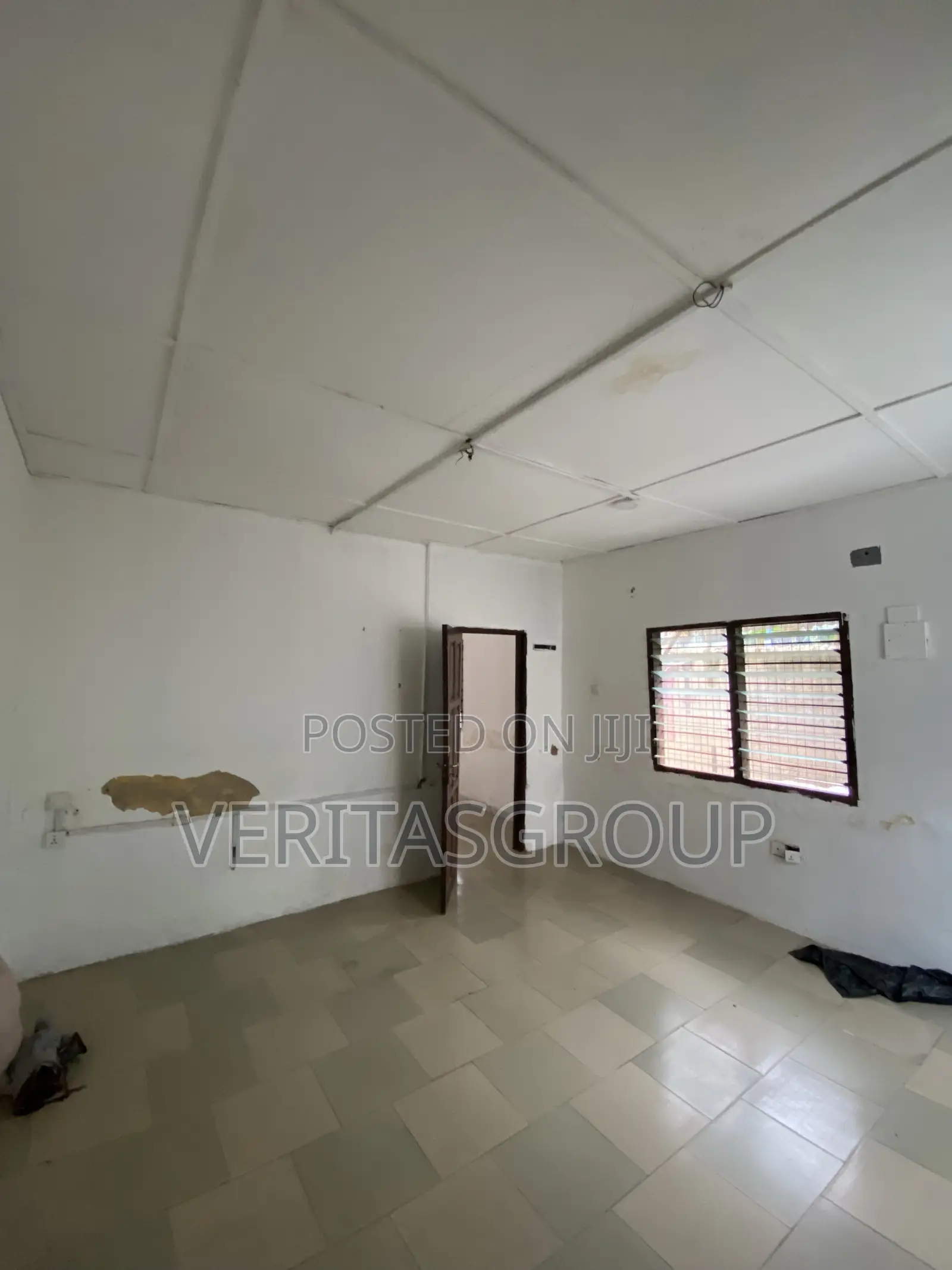 1bdrm Room & Parlour in Adjiriganor for rent