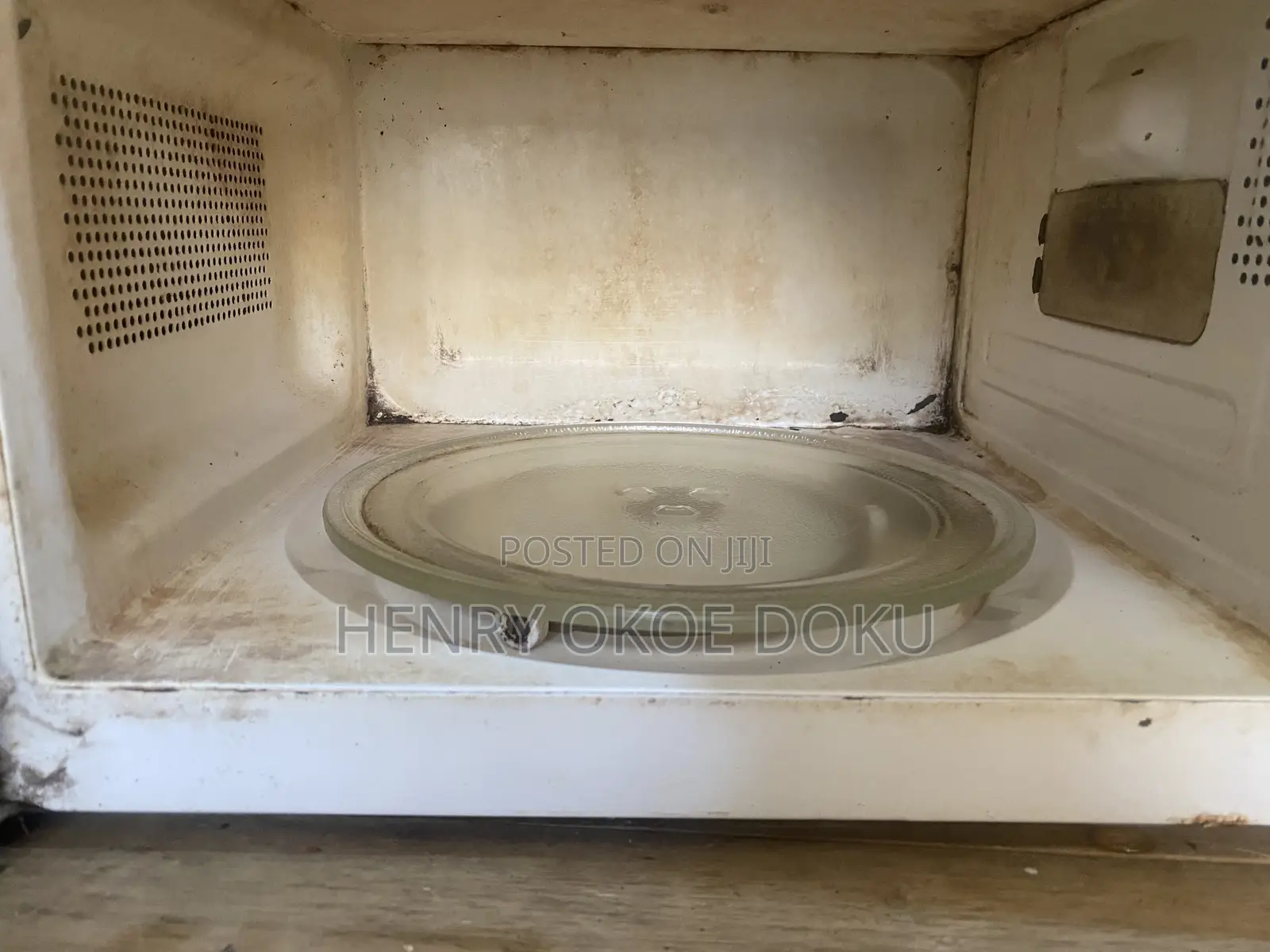 Microwave for Sale at a Reduced Price