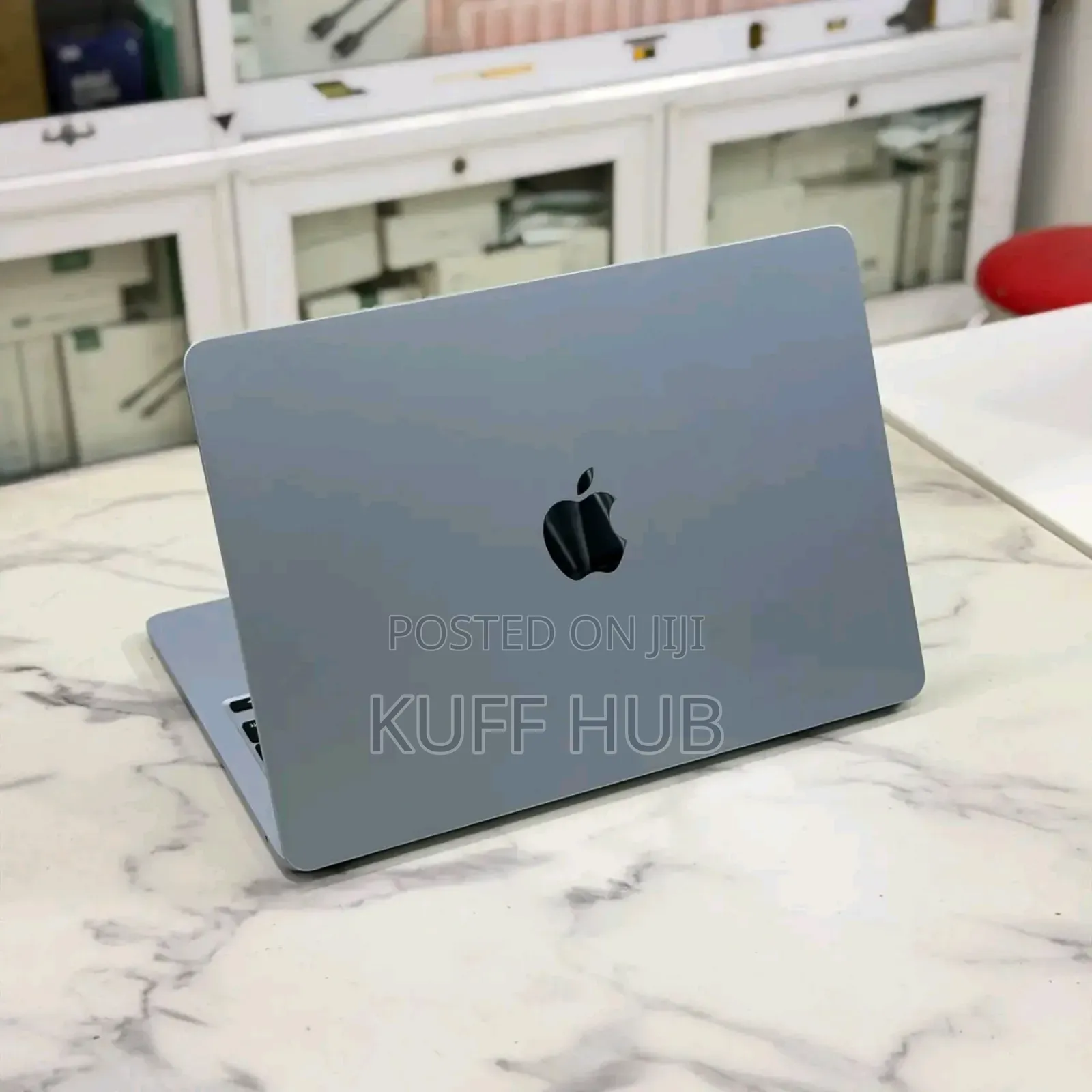 New Laptop Apple MacBook Pro 2024 M4 16GB Apple M4 SSD 512GB